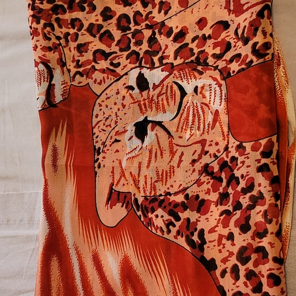 Leopard/ Cheeta Oversized Scarf - Picture 10 of 10